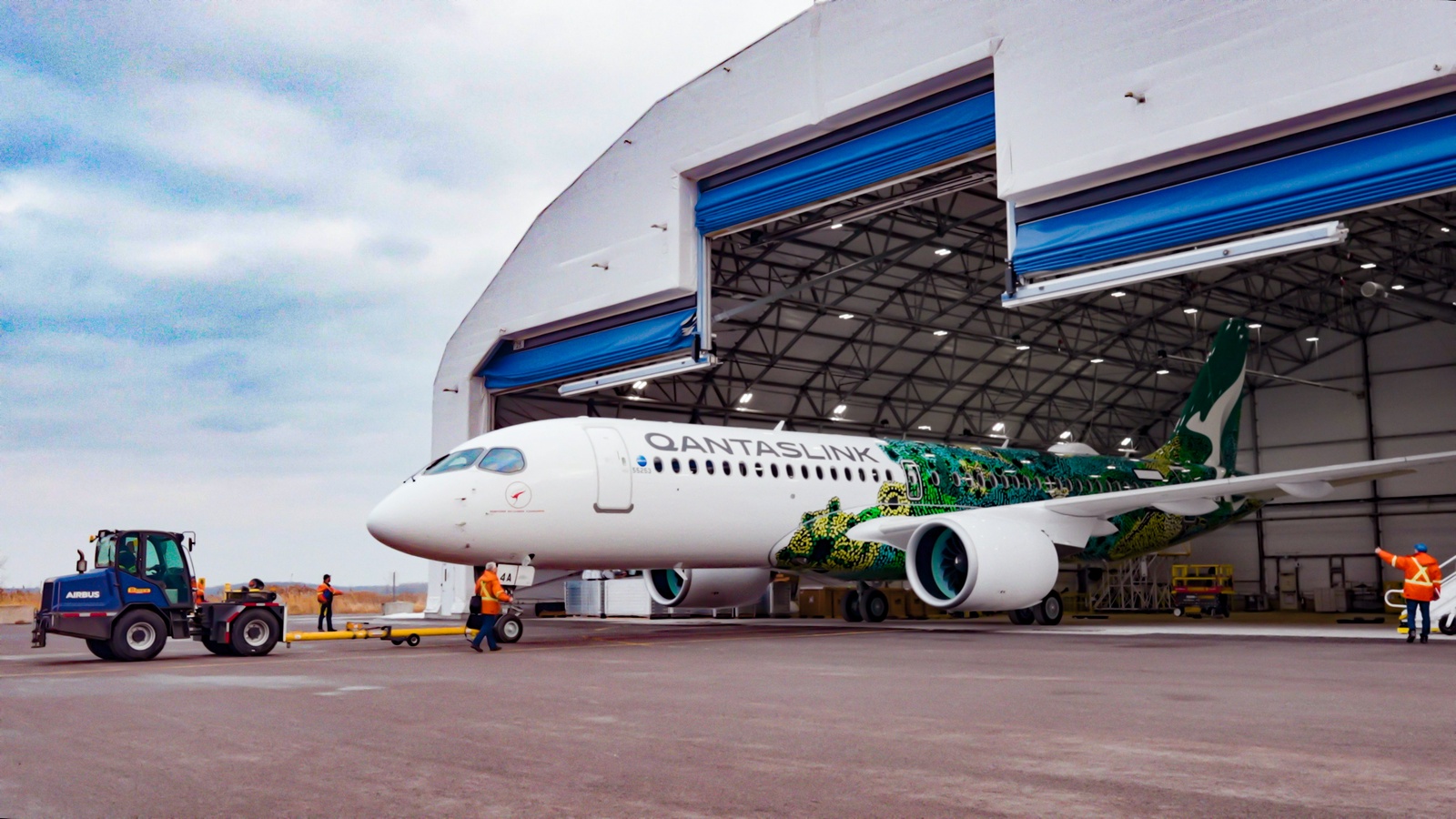 categories:audiovisual production:services:videos - Airbus | QANTAS HOV