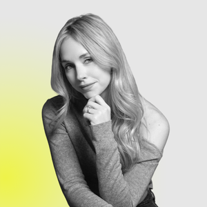 Roxane - Ads & E-Commerce Specialist