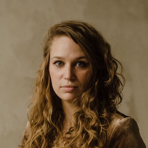 Dasha Zolota - Creative Lead & Brand Designer