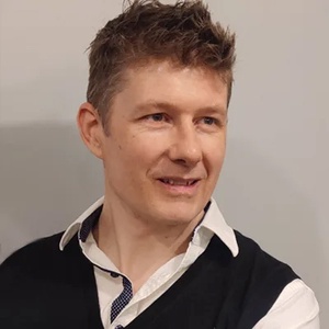 Len - Project Manager | Blockchain Consultant